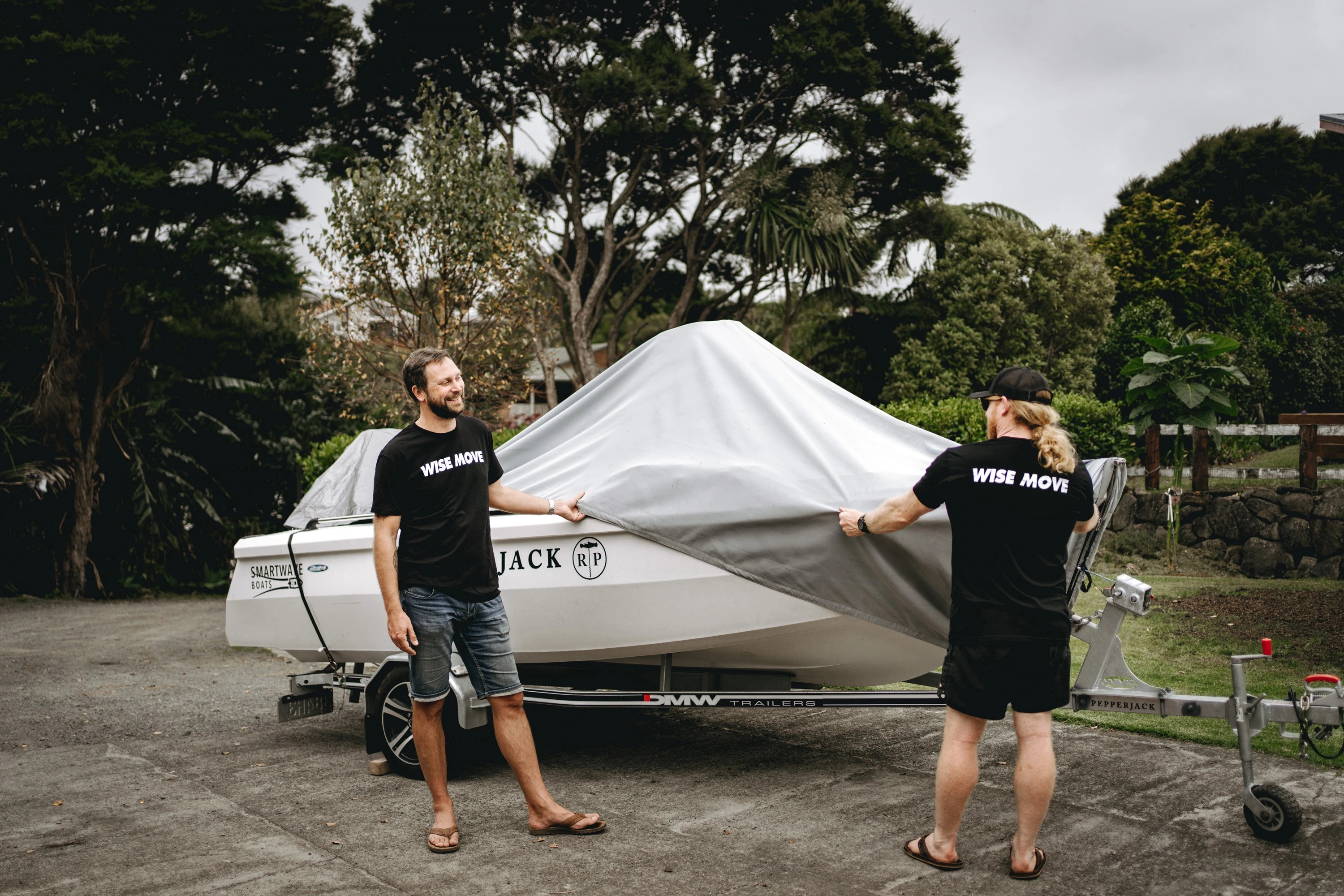 How to Prepare a Boat for Transport