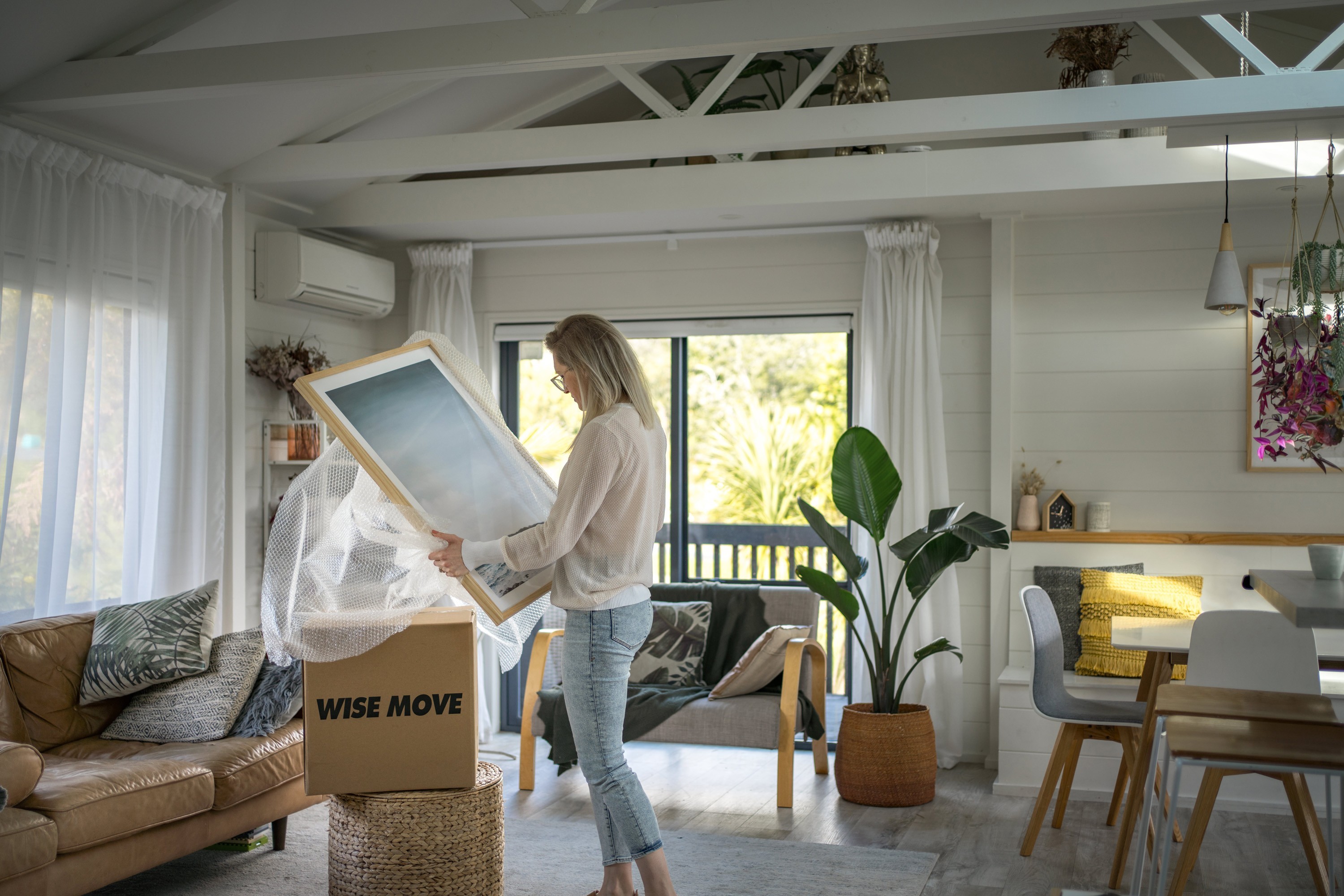 Moving Art, Antiques & Fragile Items? How to Deal With Difficult Items During a Move