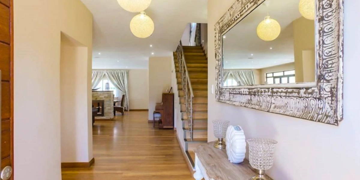 Luxury home in Serengeti Estate