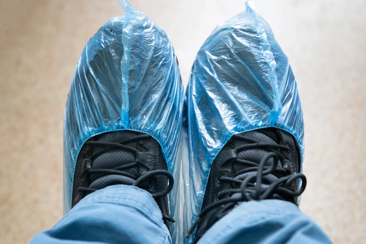 Disposable shoe booties for floor protection