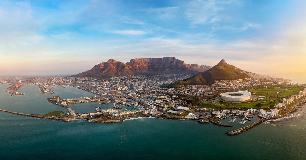 Best Places To Live In Cape Town | Top Areas and Neighbourhoods 2024