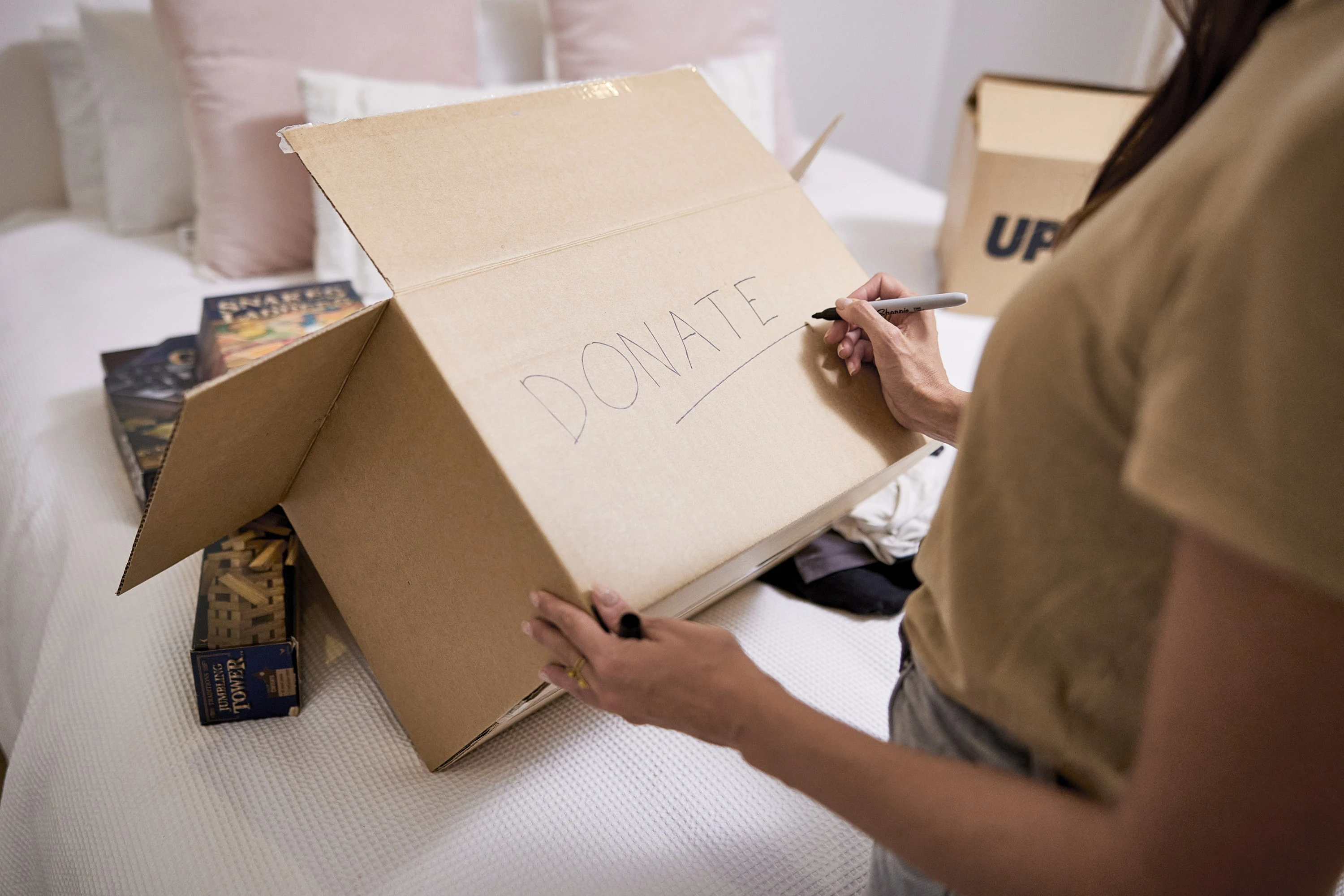 The Complete List of Items You Should Toss Before Moving
