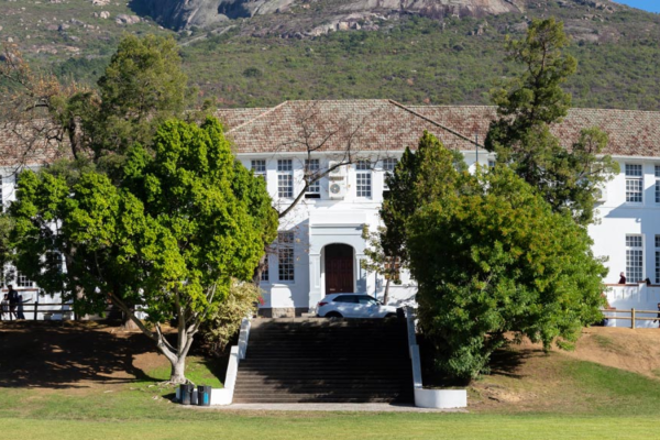 16 Top Primary Schools and High Schools in Paarl