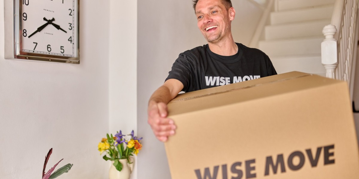 Professional movers and packers