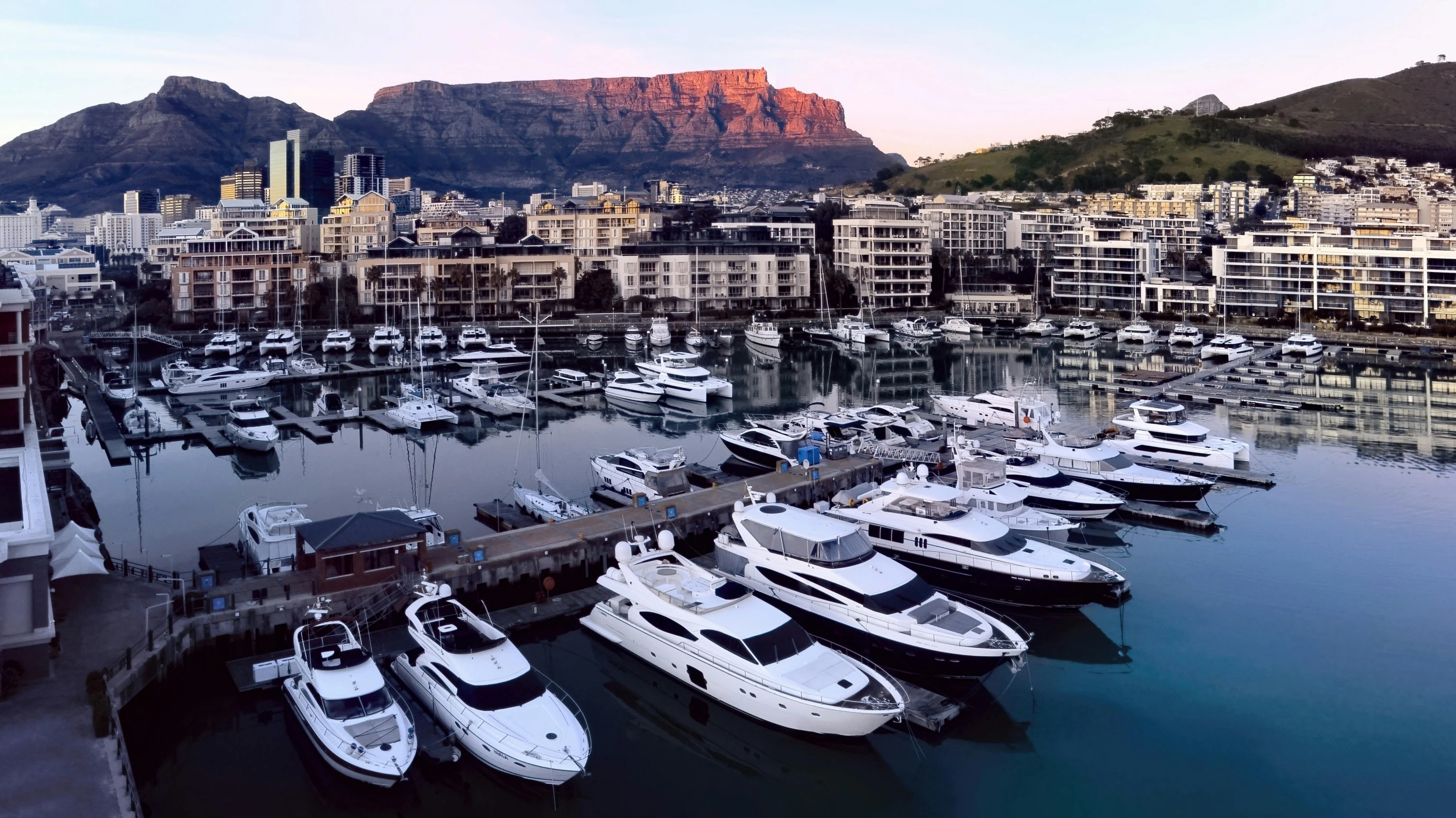 The Best Destinations for Boating Enthusiasts in South Africa