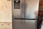 Fridge 470l samsung 1.7m high x 816mm wide and 765mm deep