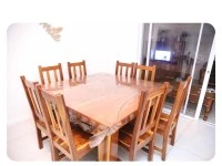 Diningroom table + 8 chairs