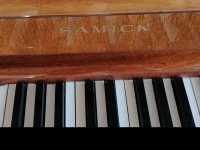 SAMICK piano