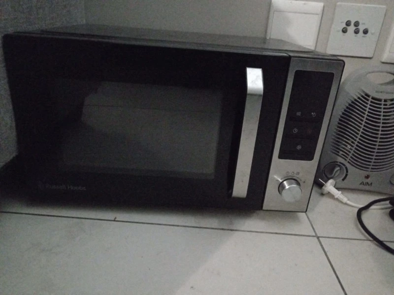 Queen size bed, Fridge, Microwave., Air fryer, 2 bags of clothing, 2 b...
