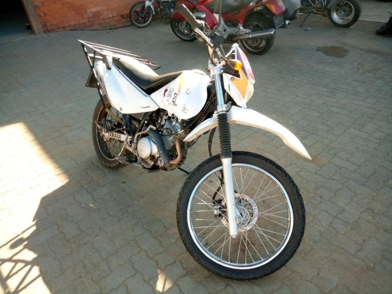 Motorcycle yamaha xtz125