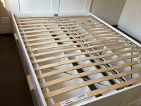 Queen sized with draws, 3-seater couch