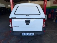 Nissan NP200