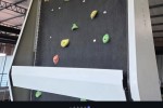 Climbing treadmill