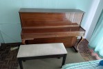 Upright piano