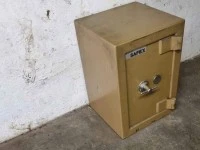 Fireproof safe