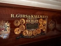 R.Gors & Kallmann piano