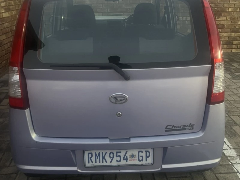 Daihatsu Charade CXL