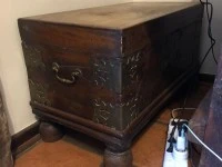 Upright desk: Height: 110. W 98. D 52.   Corner Cupboard: Height: 175....