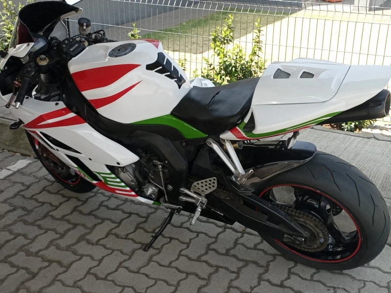 Motorcycle Honda Cbr 1000RR