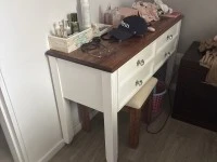 Queen bed with bed head and pedestals, Three quarter bed with bed head...