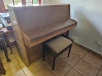 Upright piano small