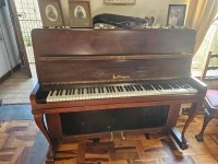 Upright Hoffman piano