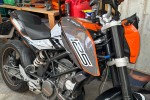 Motorcycle Ktm Duke125