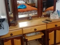 Dressing table