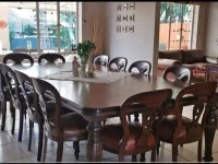 Table and 10chairs