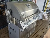 Outdoor chairs, gas braai and gas cylinder
