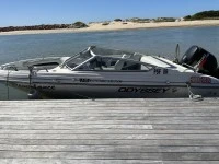 Ski boat