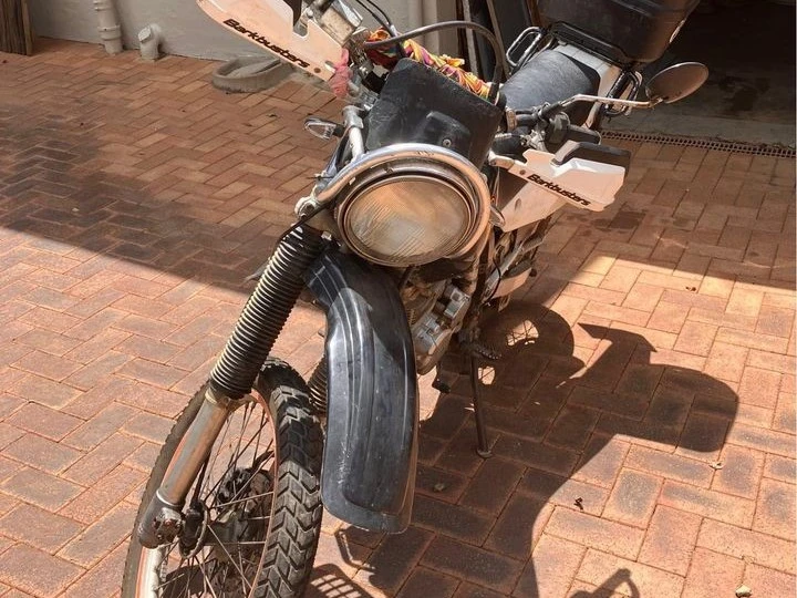 Motorcycle Suzuki DR 250 Djebel