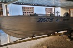 Motor boat quintrex 520