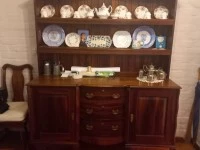 Dining serving unit