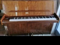 SAMICK piano