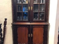 Upright desk: Height: 110. W 98. D 52.   Corner Cupboard: Height: 175....