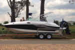 Motor boat Sensation 2200 deck