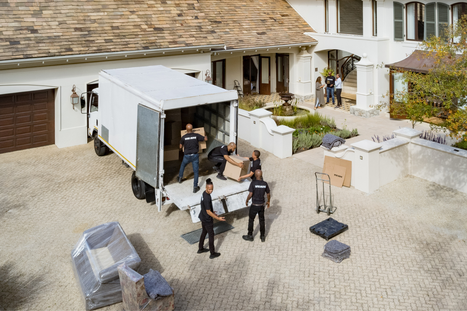 Wise Move moving team packing a dedicated truck for a long-distance move from Cape Town to Johannesburg