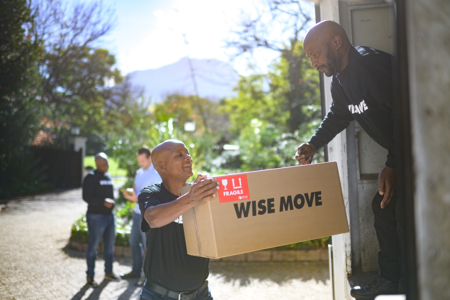 Professional moving team working together to ensure a smooth move in the Cape Winelands