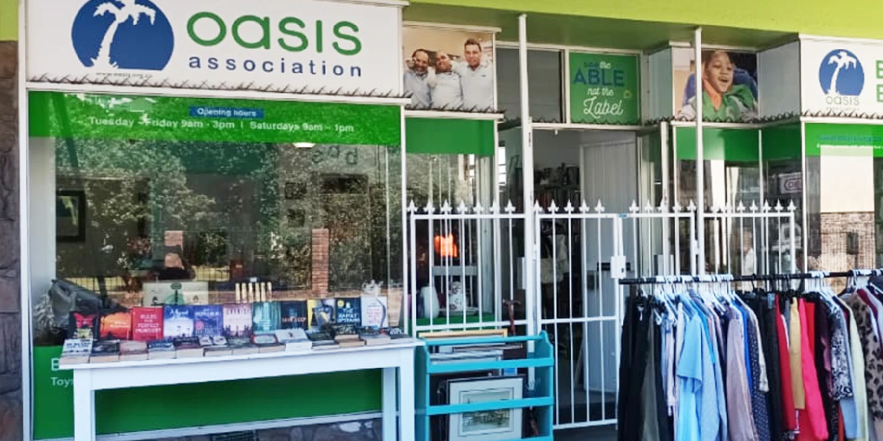 Oasis donating furniture in Cape Town